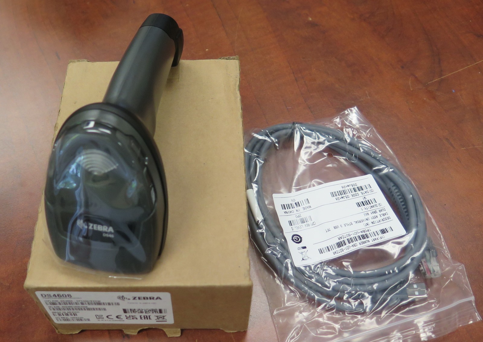 New Motorola Zebra Symbol Barcode Scanner DS4608-DPE0207VZRW Direct Part Marking