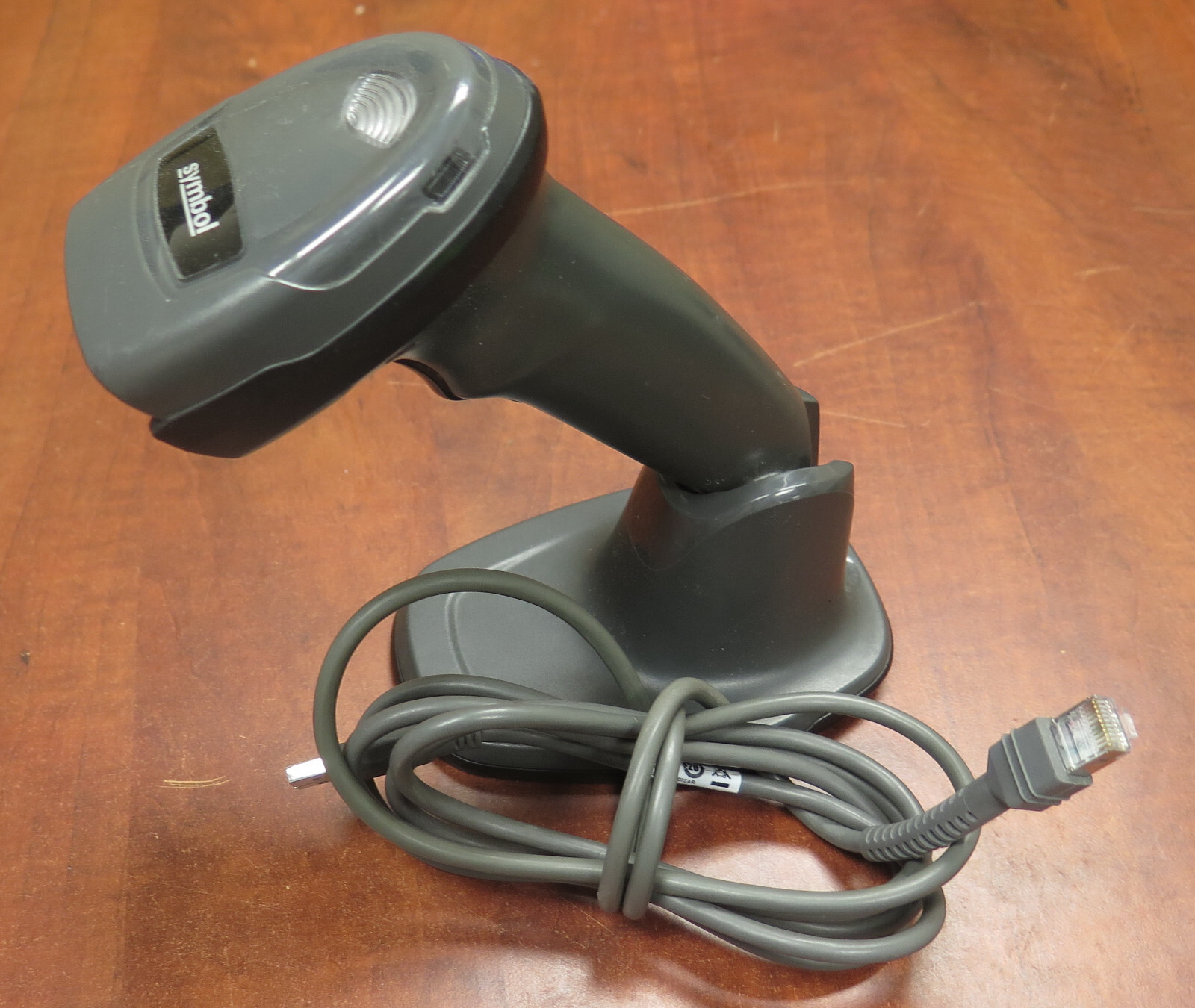 Used Zebra Motorola Symbol Barcode Scanner DS4308-SR00007PZWW w/Handfree Stand B
