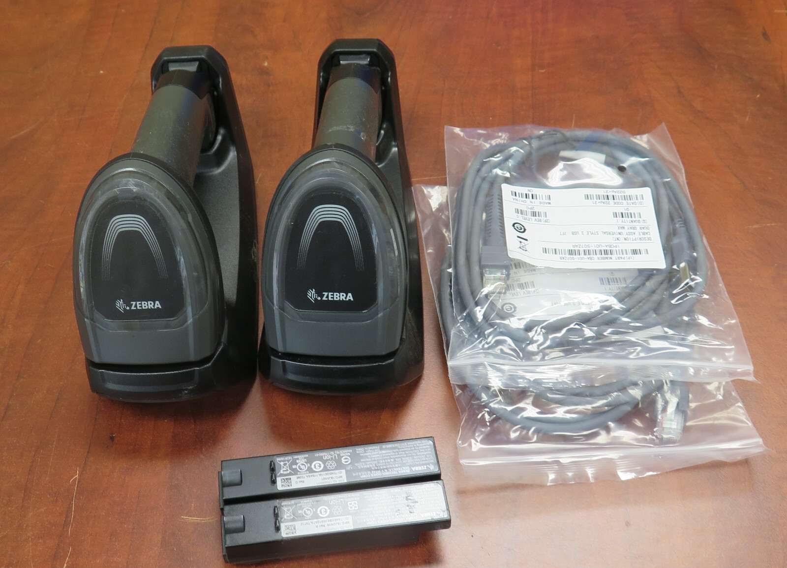 Lot of Two 2 Zebra Motorola Symbol DS8178 1D2D Barcode Scanner & Cradle, Battery